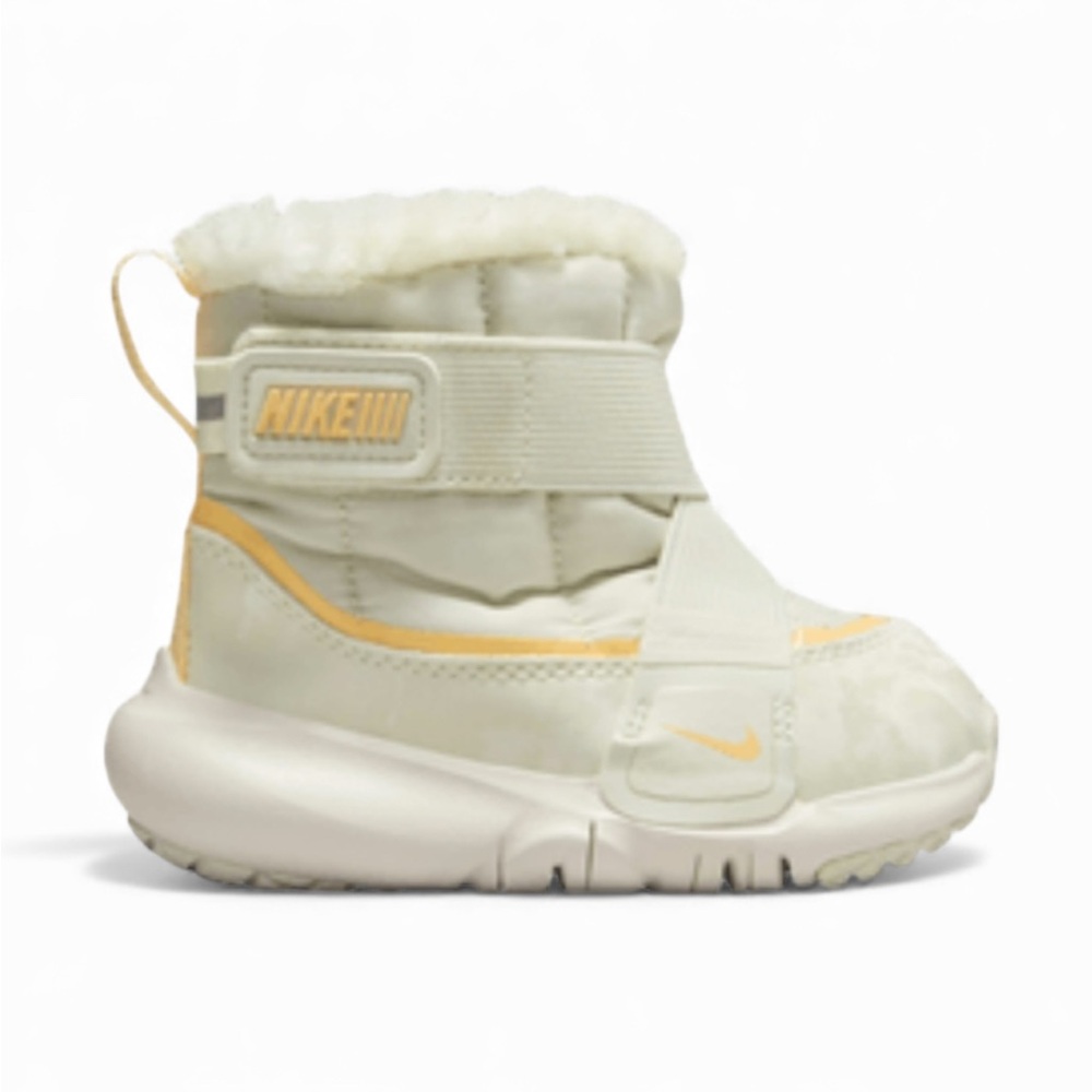 Nike Flex Advance Toddler Winter Snow Boots in Pale Ivory Melon Tint Size 6C